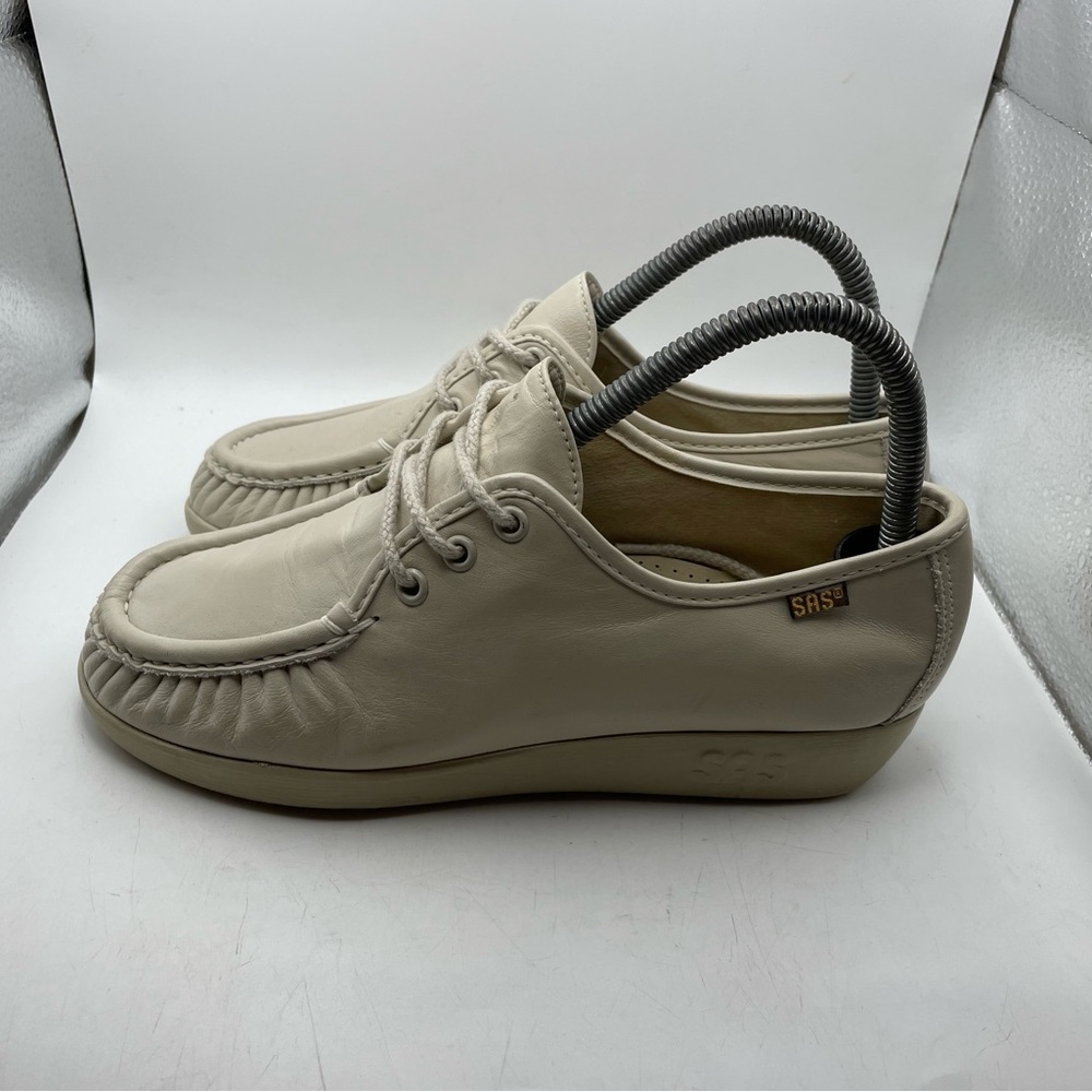SAS Bounce cream leather comfort shoes size 6